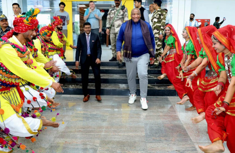 Bhopal BRICS Meeting: भोपाल में ब्रिक्स देशों के संस्कृति मंत्रियों का महामंथन, विरासत और अर्थव्यवस्था पर चर्चा, CM संग लंच