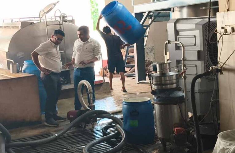 CG में वैद्य फूड प्रोडक्ट पर खाद्य विभाग की छापेमारी, 300 किलो पनीर किया सील