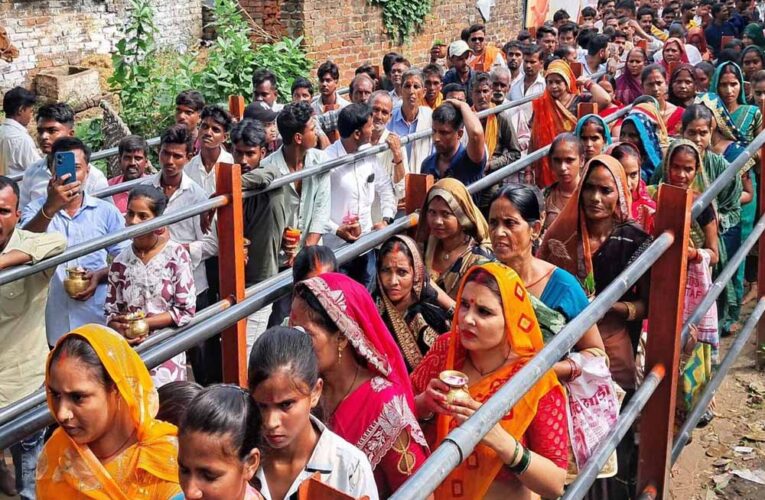CG के शिवालयों में सावन के दूसरे सोमवार उमड़ा आस्था का सैलाब, बोल बम के जयकारों के साथ पहुंचे कांवड़िए