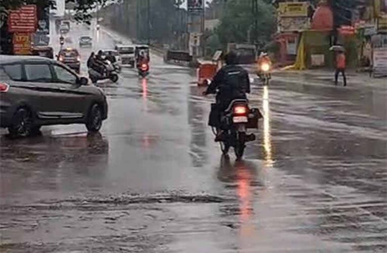 CG में झमाझम बारिश से तरबतर रायपुर-मुंगेली, उत्तर छत्तीसगढ़ में 24 घंटे भारी बारिश का अलर्ट