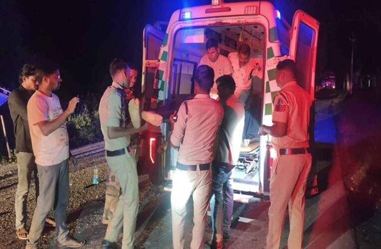 CG में भीषण सड़क हादसा, पिकअप और ट्रक की जोरदार भिड़ंत में 3 मजदूरों की मौत