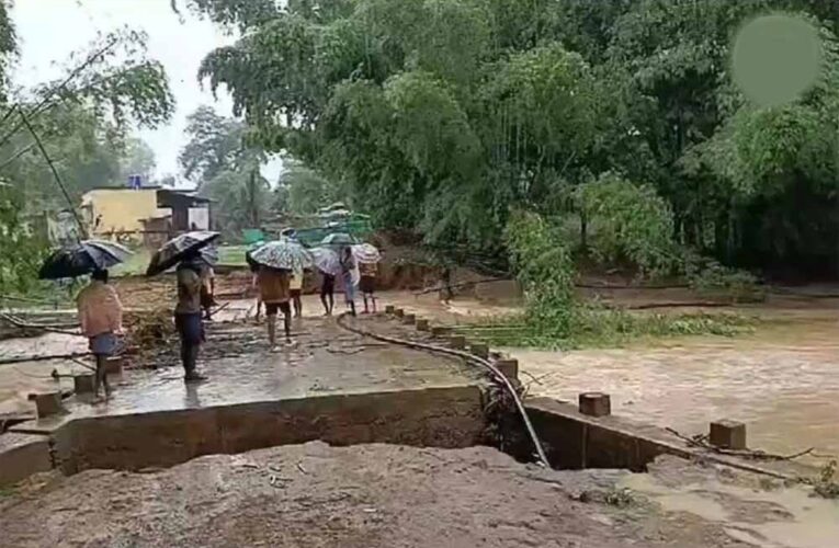 छत्तीसगढ़ में बारिश बनी आफत, सड़क-पुल बहने से कई गांवों का संपर्क बाधित