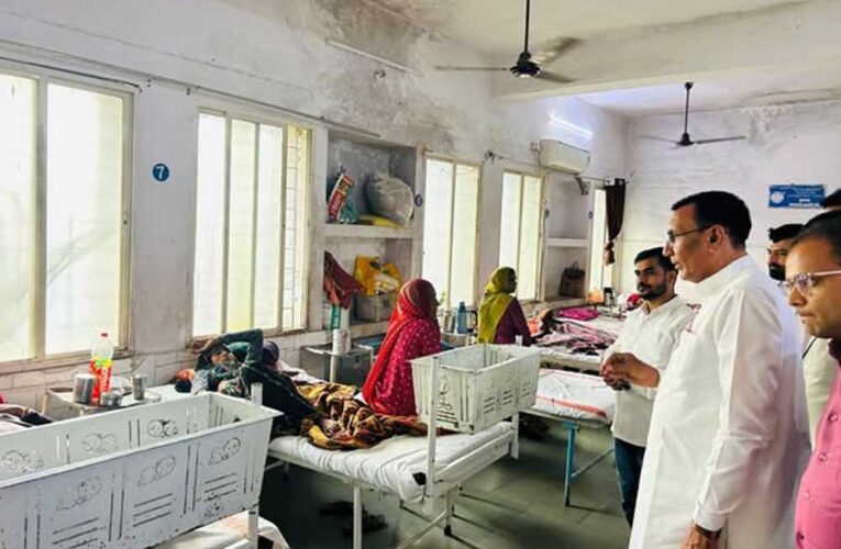 मुख्यमंत्री जनविश्वास अभियान के तहत राज्यमंत्री  पंवार ने सुठालिया तहसील कार्यालय एवं शासकीय अस्पताल का किया निरीक्षण
