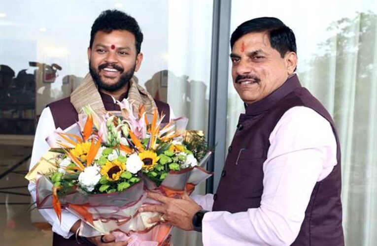 मुख्यमंत्री डॉ. यादव से केंद्रीय नागरिक उड्डयन मंत्री  नायडू ने की सौजन्य भेंट