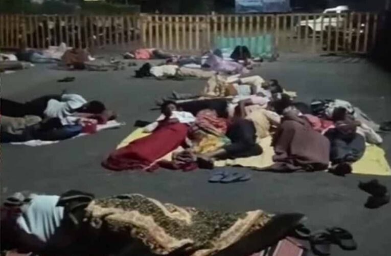बदनावर-टिमरवानी फोरलेन मुआवजे को लेकर किसानों का प्रदर्शन, खुले आसमान के नीचे गुजारी रात