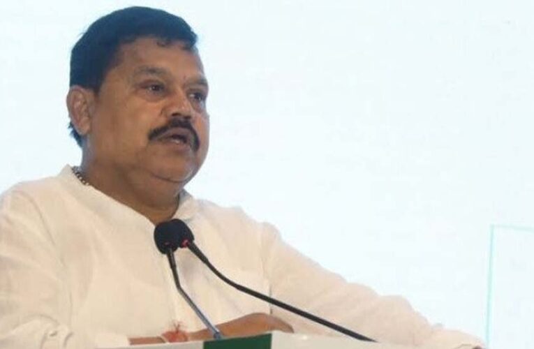 भोपाल की बिजली आपूर्ति सुरक्षित बनाने कालियासोत डैम के जलभराव क्षेत्र से हटाई जा रही ट्रांसमिशन लाइनें : ऊर्जा मंत्री तोमर