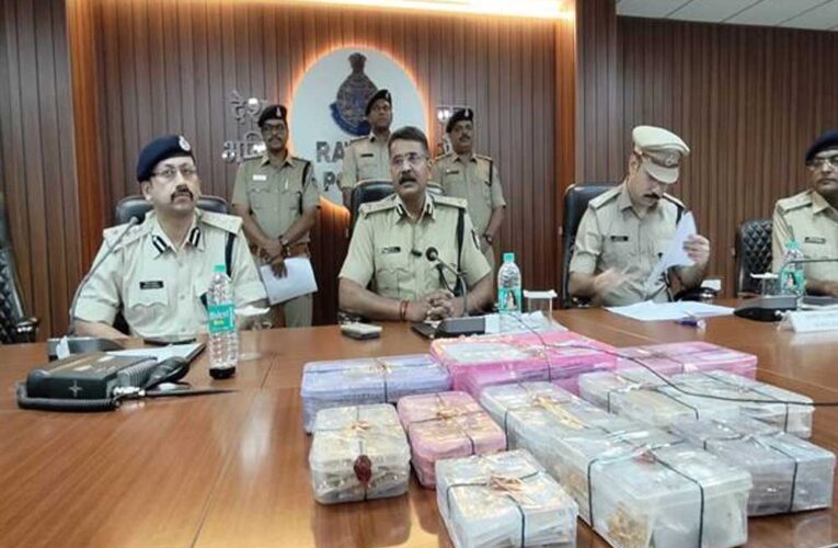रतलाम में सराफा व्यापारी से करोड़ों की लूट का पुलिस ने 48 घंटे में किया खुलासा
