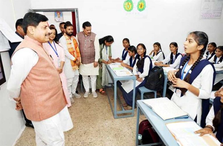 मन में उठने वाले प्रश्नों और जिज्ञासाओं को नहीं रोके, बल्कि चर्चा कर उत्तर पाये : मुख्यमंत्री डॉ. यादव