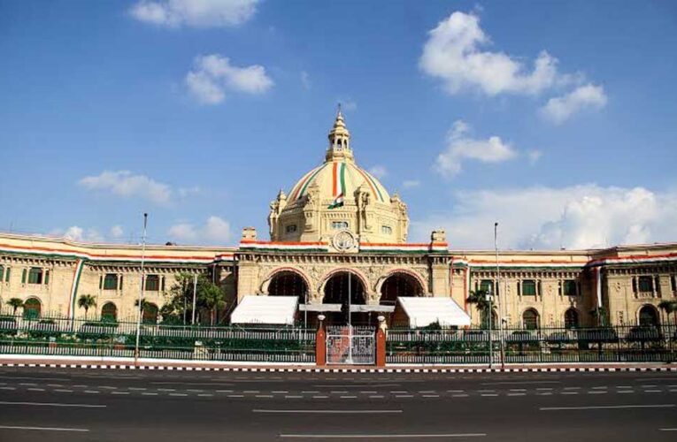 जनहित से जुड़े हर मुद्दे को सदन में रखें जनप्रतिनिधि: मुख्यमंत्री