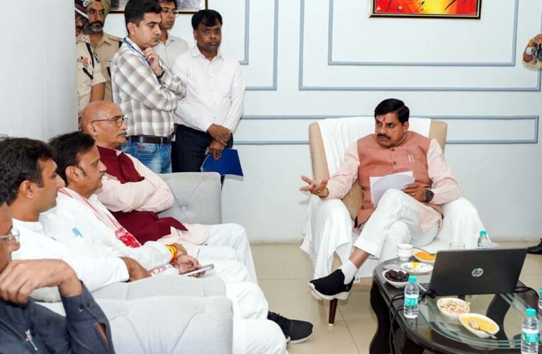 अतिवृष्टि एवं बाढ़ प्रभावित क्षेत्रों में राहत कार्यों को सर्वाेच्च प्राथमिकता दें – मुख्यमंत्री डॉ. मोहन यादव