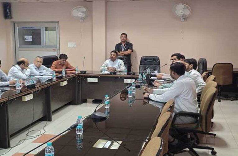 बांधों एवं जल संरचनाओं में जल भराव की निरंतर करें मॉनिटरिंग : जल संसाधन मंत्री  सिलावट