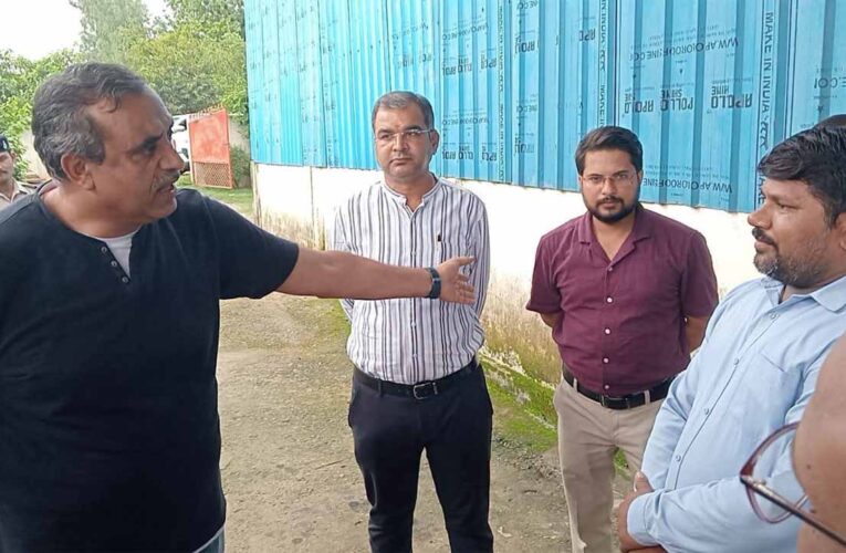 कलेक्टर ने सफल औद्योगिक इकाइयों का किया निरीक्षण, आईटीआई एवं पॉलीटेक्निक विद्यार्थियों के लिए एक्सपोजर विजिट कराने के दिए निर्देश