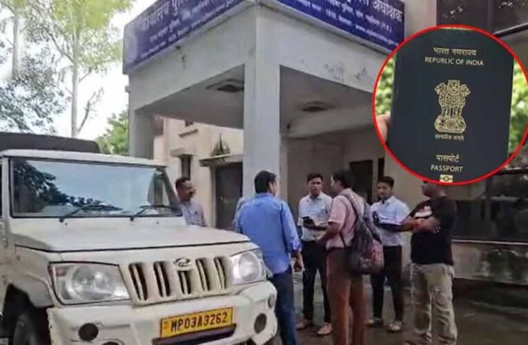 डबरा में बौद्ध भिक्षु बनकर रह रहे थे बांग्लादेशी, सत्यापन करने वालों को जारी होंगे नोटिस