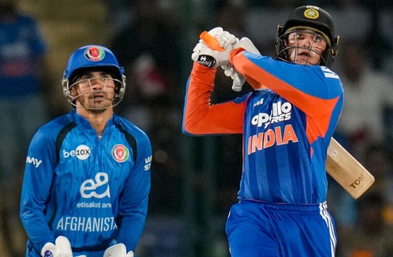 अभिषेक शर्मा ने वैभव सूर्यवंशी को छोड़ा पीछे, 2026 में छक्कों की रेस में बनाई 10 सिक्स की बढ़त