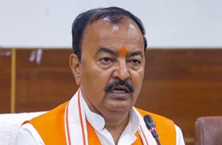 सुल्तानपुर के परियोजना निदेशक सस्पेंड, डिप्टी CM केशव मौर्य ने विभागीय जांच के दिए आदेश