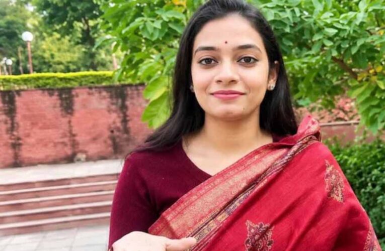 भोपाल में फर्जी IAS तृप्ति पर तीसरी FIR, नौकरी दिलाने के नाम पर 3 लाख की ठगी; फर्जी ट्रेनिंग भी कराई