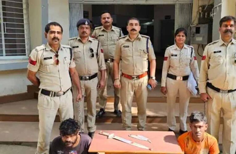 घातक तलवार और चाकू लेकर घूम रहे दो आरोपी कुठला पुलिस के हत्थे चढ़े, आर्म्स एक्ट के तहत हुई कार्रवाई, न्यायालय ने दोनों को भेजा जेल