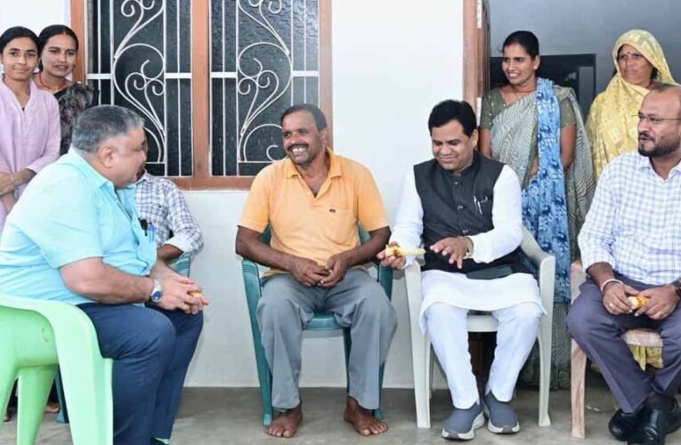 सेवा संकल्प अभियान के तहत ग्रामीणों के बीच पहुंचे पर्यटन एवं संस्कृति मंत्री राजेश अग्रवाल