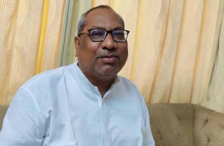 ‘साढ़े चार साल सुख-दुख में नहीं आए, अब पंचायत के बहाने कूद रहे बरसाती मेंढक’… संजय निषाद का तीखा हमला