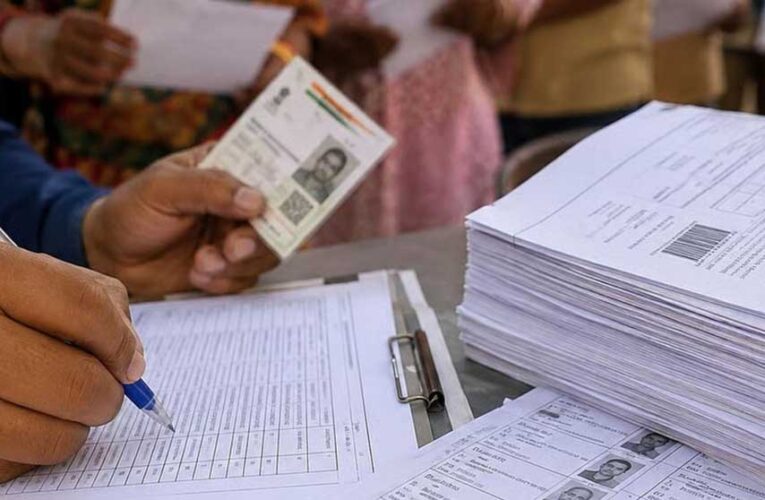 Maharashtra SIR Draft List से 2 करोड़ से ज्यादा नाम बाहर, जानें कैसे दोबारा पा सकते हैं वोट का अधिकार