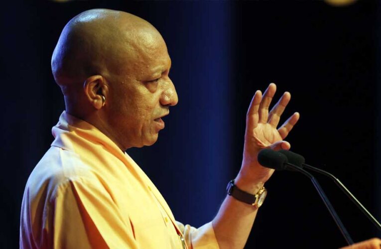 जन्माष्टमी से पहले योगी ने युवाओं को दिए पांच बड़े उपहार