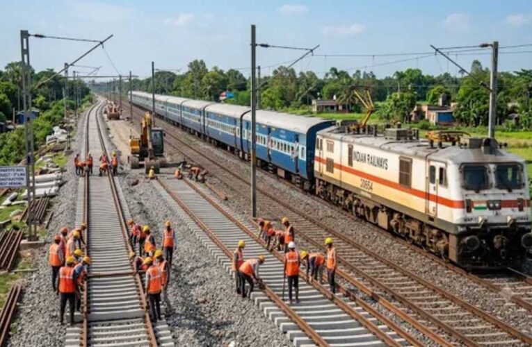 Gwalior से चलने वाली 7 ट्रेनों के रूट बदले, तीसरी रेल लाइन के काम के चलते लिया फैसला