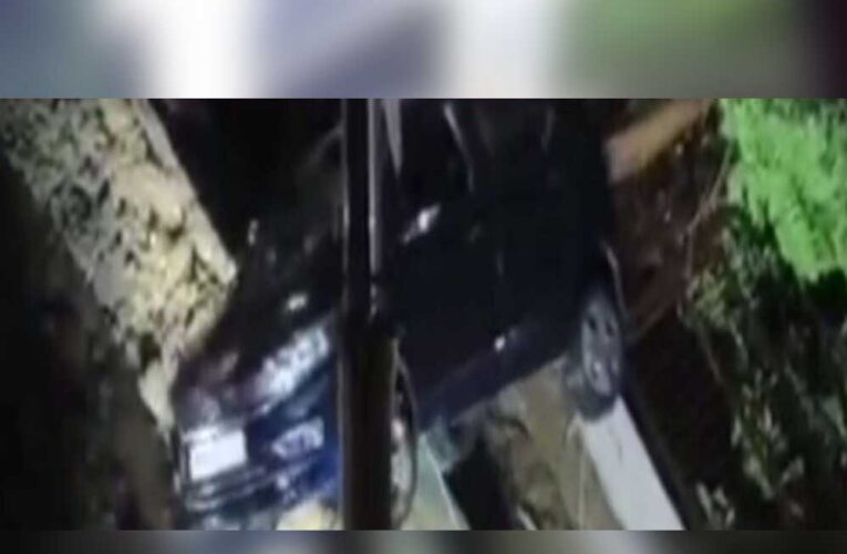 भोपाल में जमीन धंसी, कई कारें दबीं; 8 मंजिला बिल्डिंग की नींव पर भी मंडराया खतरा