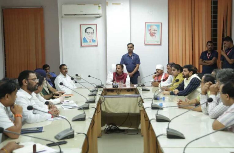 लापरवाही करने वालों पर होगी कड़ी कार्रवाई : उप मुख्यमंत्री शुक्ल