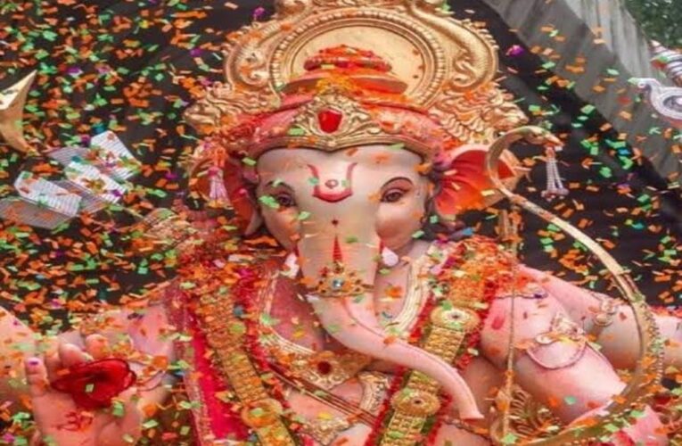गणपति स्थापना का सुबह का मुहूर्त छूटा? दोपहर बाद इन 3 शुभ समय में घर लाएं बप्पा