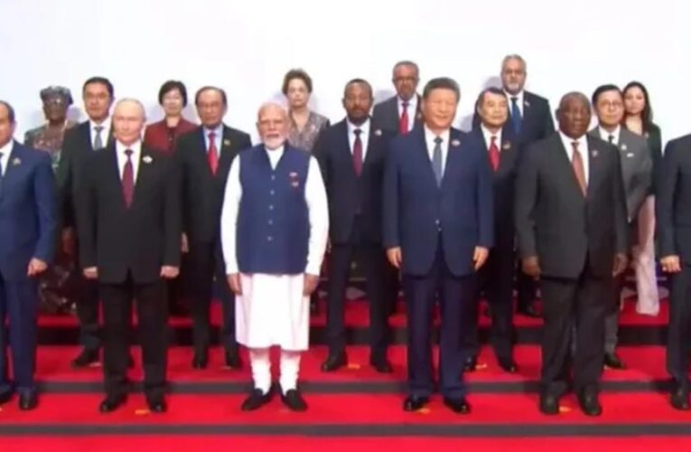 BRICS घोषणापत्र के बाद बड़ा सवाल: क्या अमेरिका से दूरी बनाकर चीन-रूस के करीब जा रहा भारत?