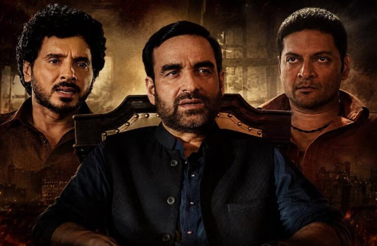 Mirzapur The Movie Review: गुड्डू-मुन्ना की भिड़ंत ने मचाया भौकाल, दमदार डायलॉग्स और एक्शन की तारीफ