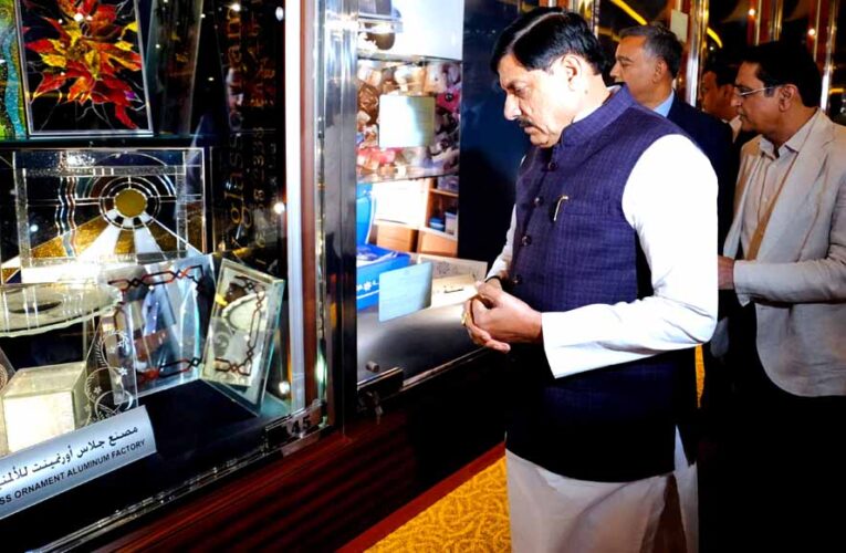 दुबई में CM मोहन यादव ने उद्योगपतियों से की मुलाकात, 2027 ग्लोबल इन्वेस्टर्स समिट का दिया न्योता