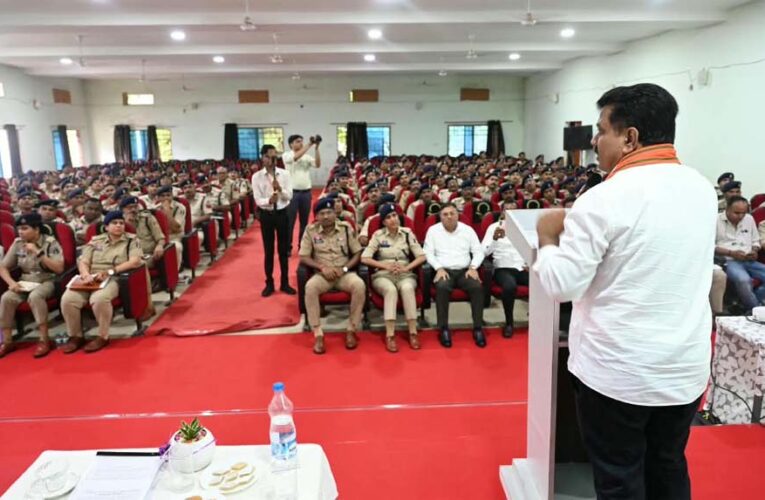 नशे के अवैध कारोबार के विरुद्ध कार्रवाई को मिशन के रूप में लेकर कार्य करें-उप मुख्यमंत्री  विजय शर्मा