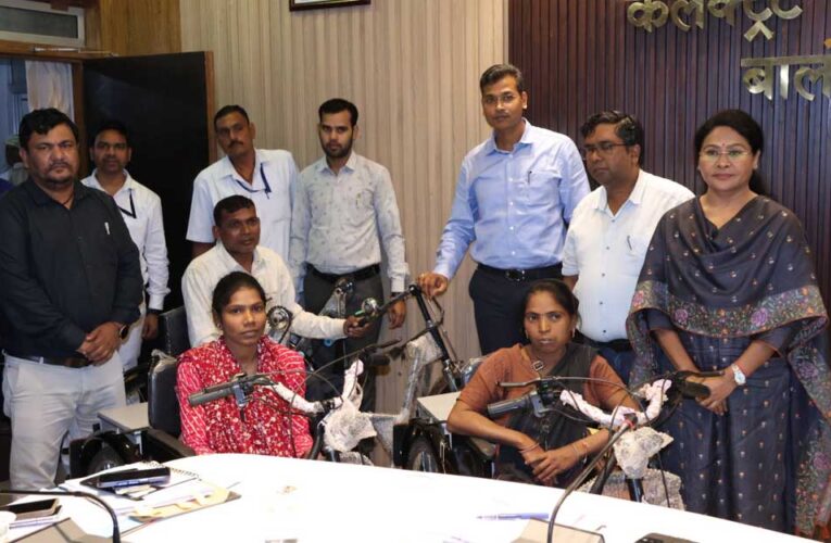 तीन दिव्यांगजनों की राह हुई आसान, मिली ट्राईसिकल बोले ‘धन्यवाद विष्णु भैया’