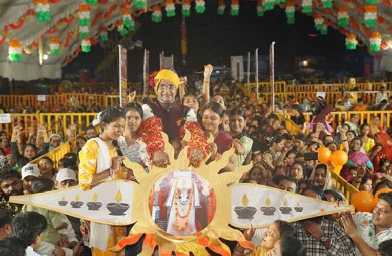 नरेला रक्षाबंधन महोत्सव-2026: तीसरे दिन 29 हज़ार 179 बहनों ने मंत्री  सारंग को बांधी राखी