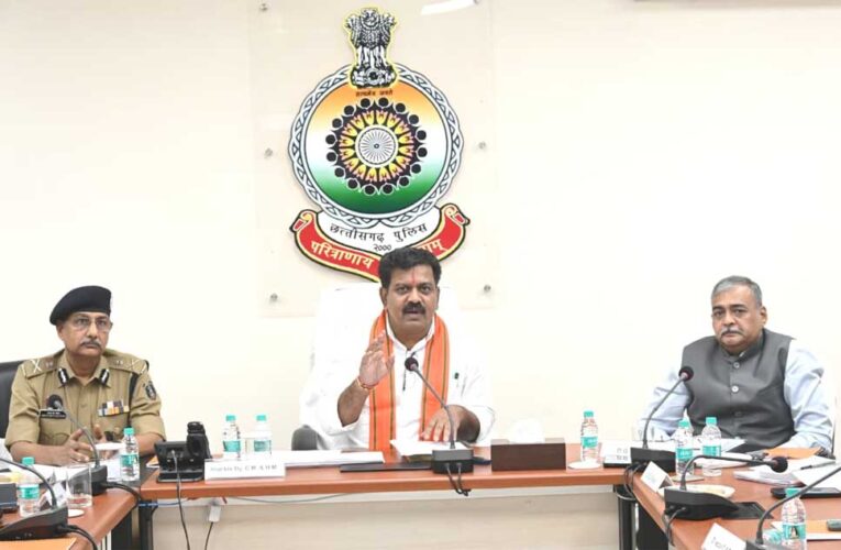 नवीन आपराधिक कानूनों के क्रियान्वयन में तेजी लाएं, प्रत्येक मापदंड पर दिखे ठोस सुधार- उप मुख्यमंत्री  विजय शर्मा